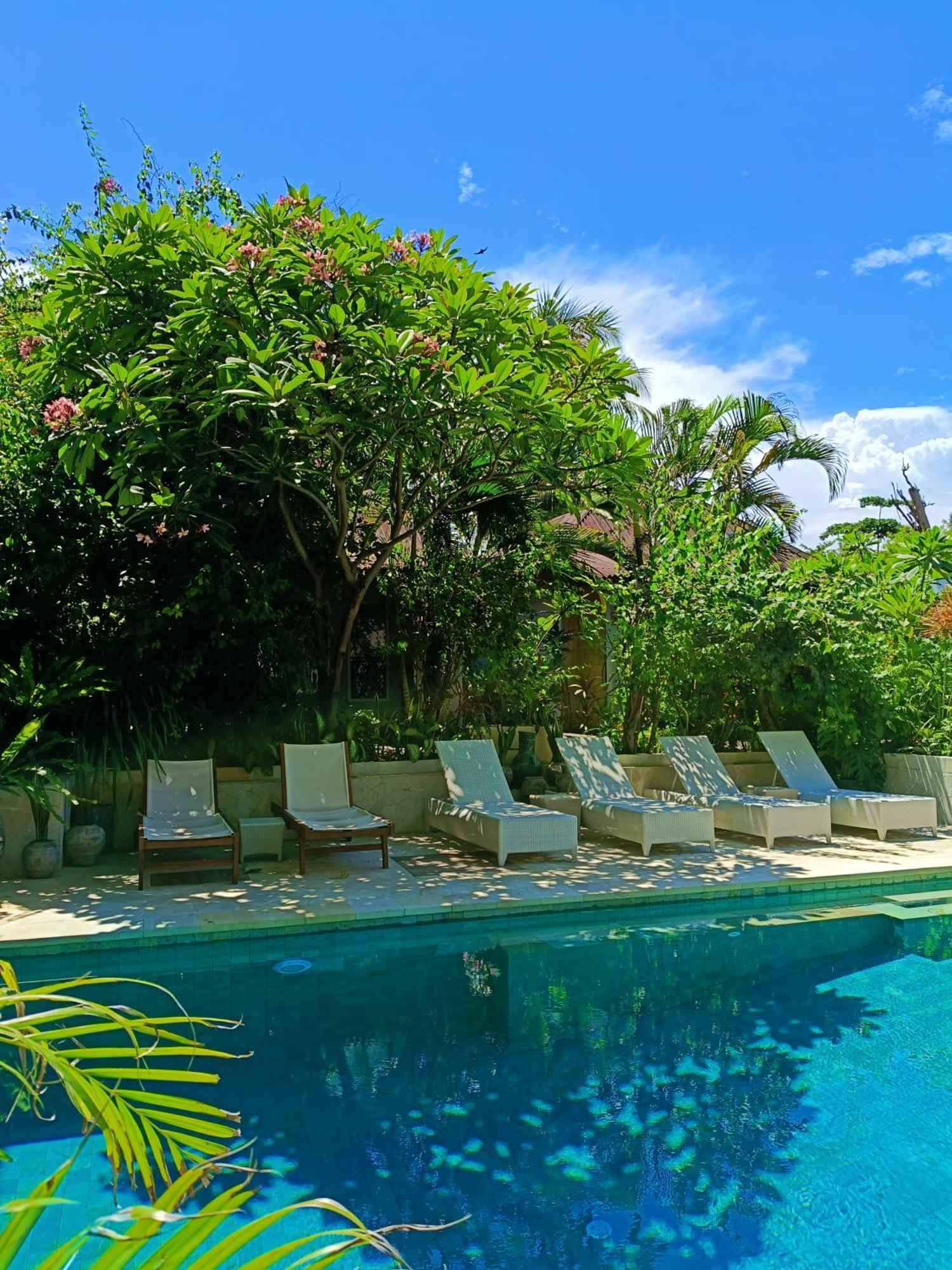 Bale Sampan Boutique Bungalows Gili Trawangan Exterior foto